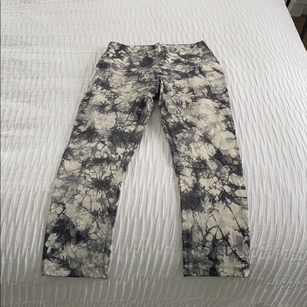 Brand new Lulu Lemon leggings